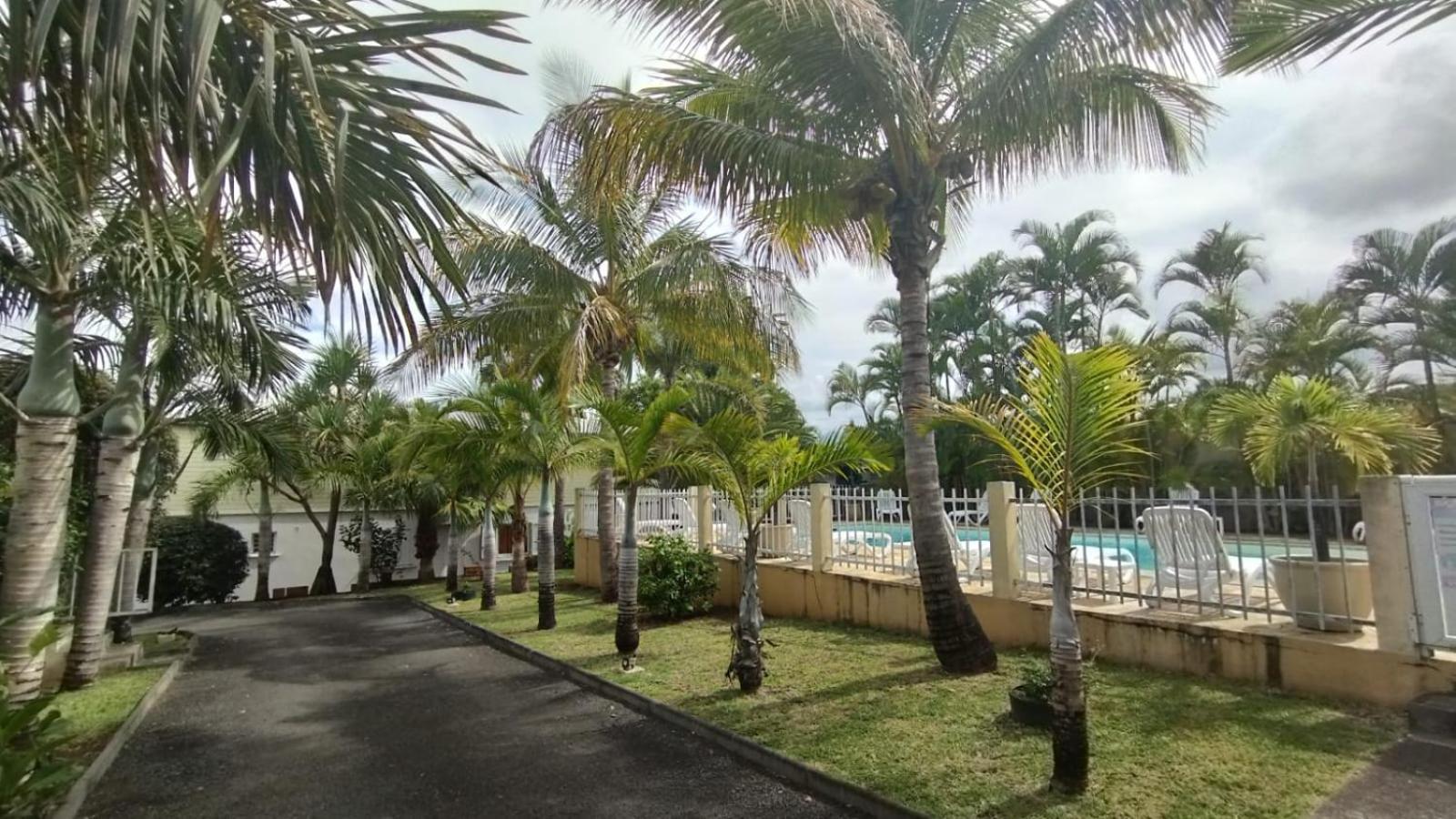 F2 Residence Oasis Terre Rouge A Saint Pierre Ngoại thất bức ảnh